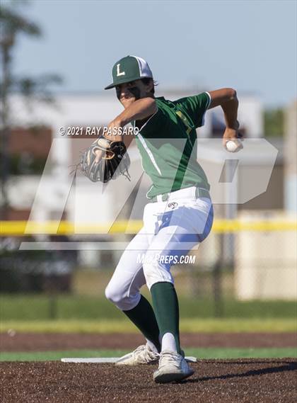 Thumbnail 2 in Longwood vs William Floyd JV photogallery.