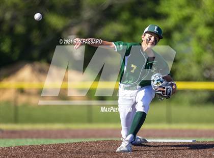 Thumbnail 1 in Longwood vs William Floyd JV photogallery.