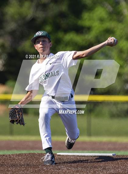 Thumbnail 2 in Longwood vs William Floyd JV photogallery.