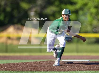 Thumbnail 2 in Longwood vs William Floyd JV photogallery.