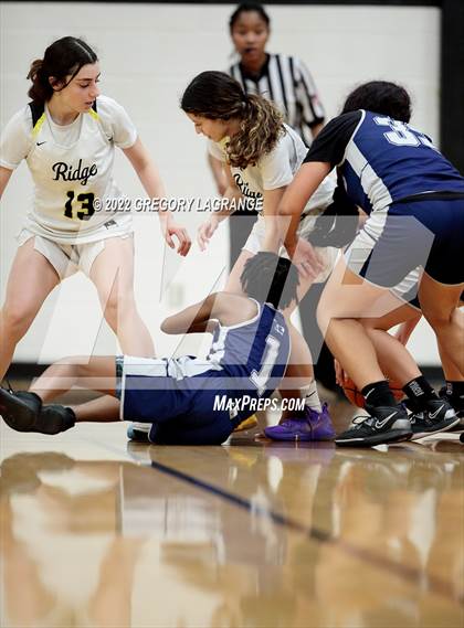 Thumbnail 1 in Richland vs Fossil Ridge photogallery.