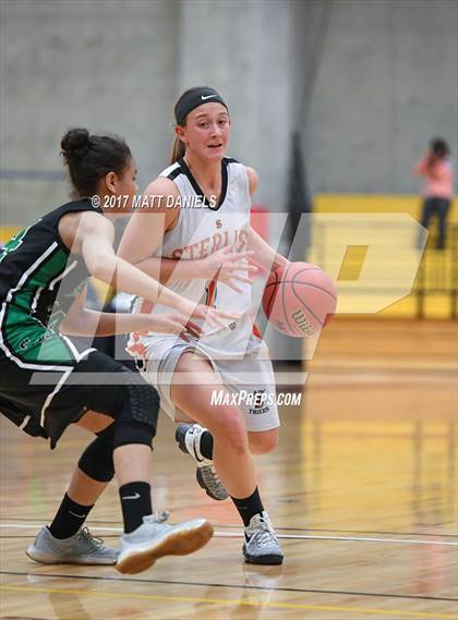 Thumbnail 2 in Sterling vs. St. Mary's (CHSAA 3A Great 8) photogallery.