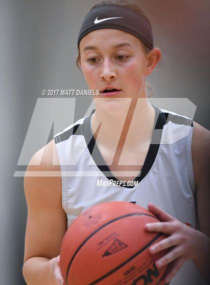 Thumbnail 2 in Sterling vs. St. Mary's (CHSAA 3A Great 8) photogallery.