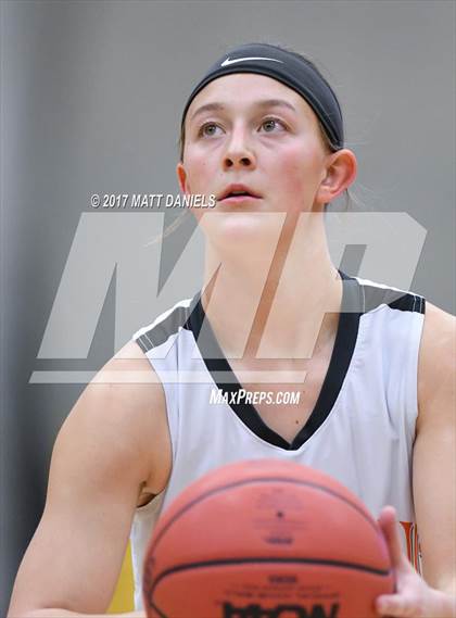 Thumbnail 2 in Sterling vs. St. Mary's (CHSAA 3A Great 8) photogallery.