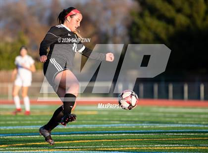 Thumbnail 1 in Rio Americano vs Vista del Lago photogallery.