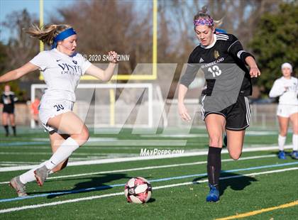 Thumbnail 1 in Rio Americano vs Vista del Lago photogallery.