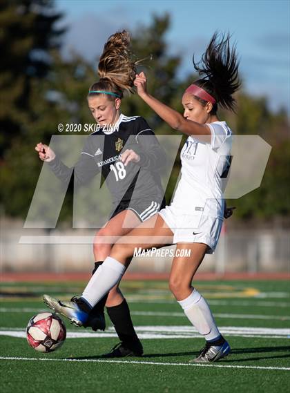 Thumbnail 3 in Rio Americano vs Vista del Lago photogallery.