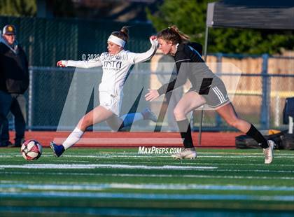 Thumbnail 1 in Rio Americano vs Vista del Lago photogallery.