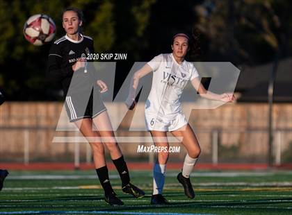 Thumbnail 3 in Rio Americano vs Vista del Lago photogallery.