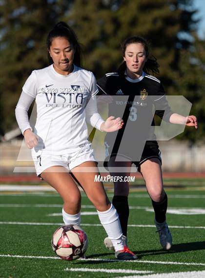 Thumbnail 1 in Rio Americano vs Vista del Lago photogallery.