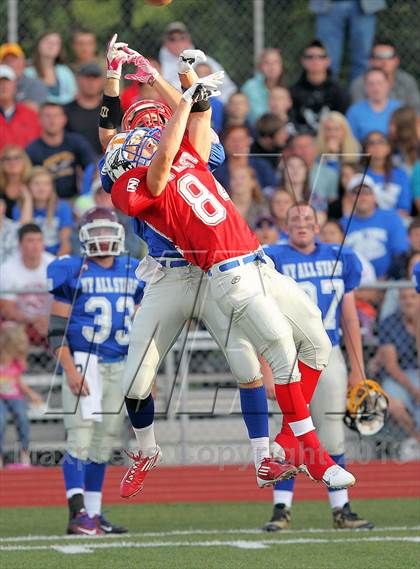 Thumbnail 3 in Don Raabe Big 30 All-Star Charities Classic photogallery.