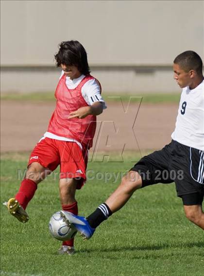 Thumbnail 2 in Buhach Colony vs. Ceres (Spartans Classic) photogallery.