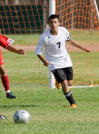 Thumbnail 2 in Buhach Colony vs. Ceres (Spartans Classic) photogallery.