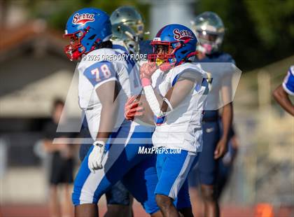 Thumbnail 1 in JV: Serra @ Notre Dame (SO) photogallery.