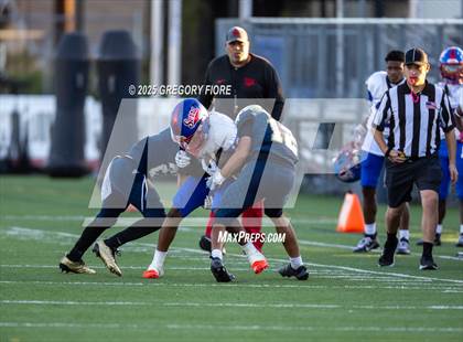 Thumbnail 1 in JV: Serra @ Notre Dame (SO) photogallery.