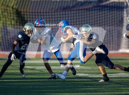 Thumbnail 1 in JV: Serra @ Notre Dame (SO) photogallery.