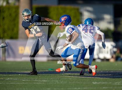 Thumbnail 3 in JV: Serra @ Notre Dame (SO) photogallery.