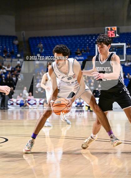 Thumbnail 2 in Bigelow vs. Marshall (AAA 2A State Final) photogallery.