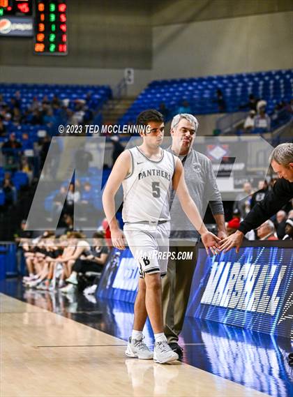 Thumbnail 3 in Bigelow vs. Marshall (AAA 2A State Final) photogallery.