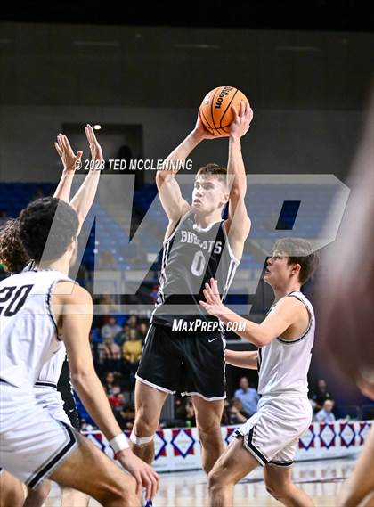 Thumbnail 2 in Bigelow vs. Marshall (AAA 2A State Final) photogallery.