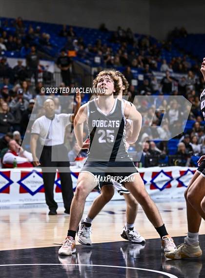 Thumbnail 3 in Bigelow vs. Marshall (AAA 2A State Final) photogallery.