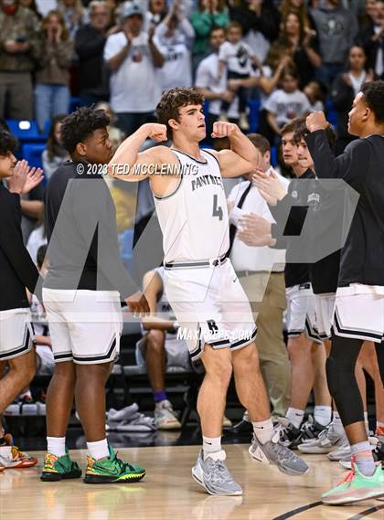 Thumbnail 1 in Bigelow vs. Marshall (AAA 2A State Final) photogallery.