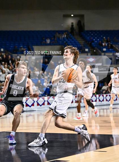 Thumbnail 1 in Bigelow vs. Marshall (AAA 2A State Final) photogallery.