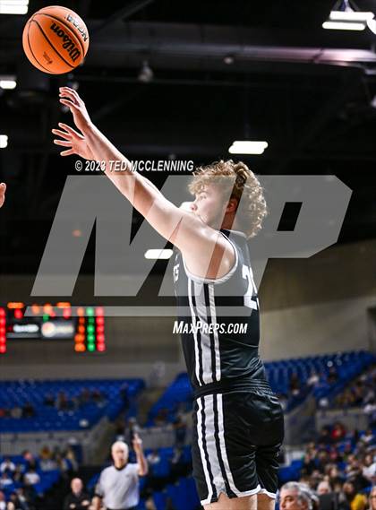 Thumbnail 3 in Bigelow vs. Marshall (AAA 2A State Final) photogallery.