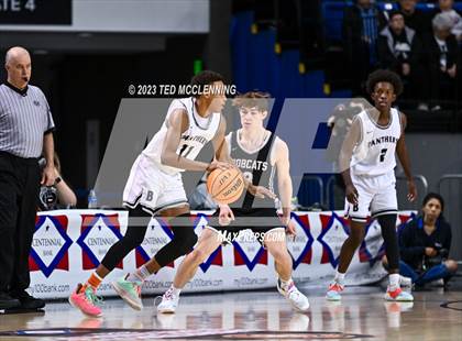 Thumbnail 1 in Bigelow vs. Marshall (AAA 2A State Final) photogallery.