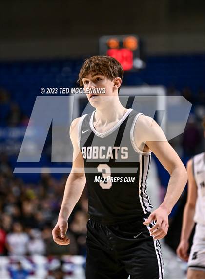 Thumbnail 3 in Bigelow vs. Marshall (AAA 2A State Final) photogallery.