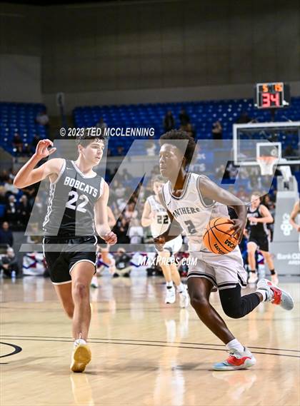 Thumbnail 2 in Bigelow vs. Marshall (AAA 2A State Final) photogallery.