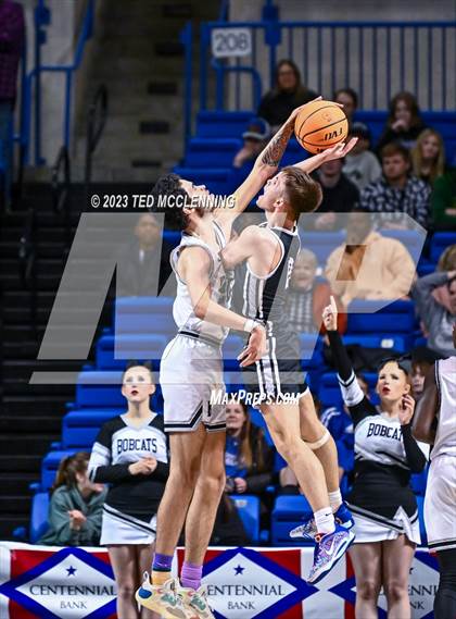 Thumbnail 1 in Bigelow vs. Marshall (AAA 2A State Final) photogallery.