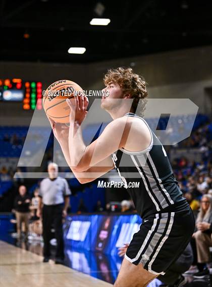 Thumbnail 2 in Bigelow vs. Marshall (AAA 2A State Final) photogallery.