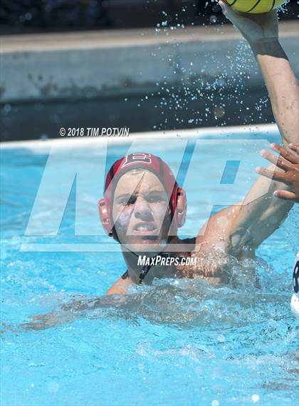 Thumbnail 3 in Elsinore vs Etiwanda photogallery.