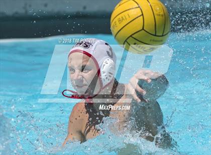 Thumbnail 2 in Elsinore vs Etiwanda photogallery.