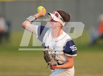 Thumbnail 2 in Lakewood @ Columbine photogallery.