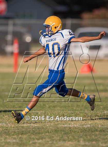 Thumbnail 2 in Pierce @ Esparto photogallery.