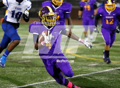 Thumbnail 2 in Gahr vs. Lynwood photogallery.