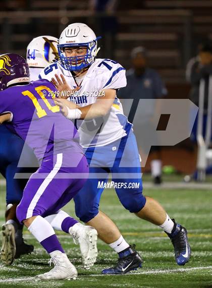 Thumbnail 3 in Gahr vs. Lynwood photogallery.
