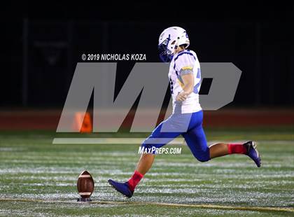 Thumbnail 3 in Gahr vs. Lynwood photogallery.