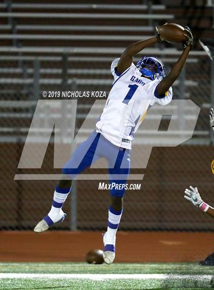 Thumbnail 3 in Gahr vs. Lynwood photogallery.