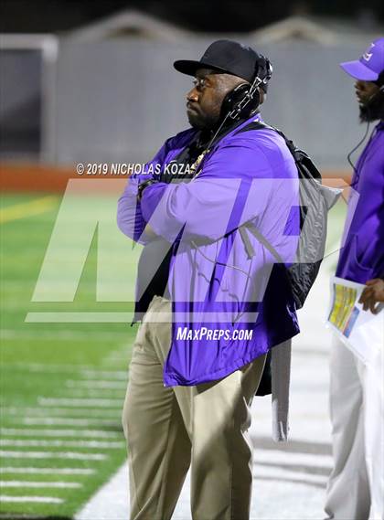 Thumbnail 2 in Gahr vs. Lynwood photogallery.