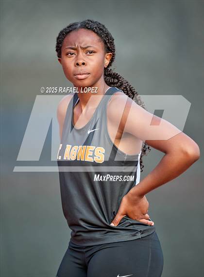 Thumbnail 1 in Eagle No Tax Relays (4x100M) photogallery.