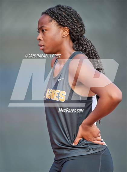 Thumbnail 2 in Eagle No Tax Relays (4x100M) photogallery.