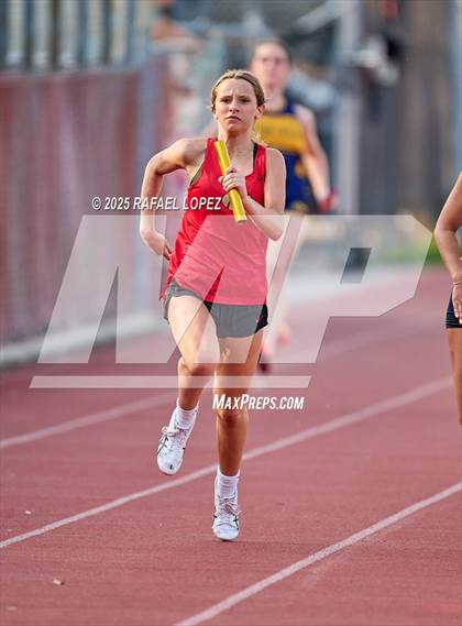 Thumbnail 2 in Eagle No Tax Relays (4x100M) photogallery.