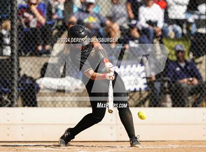 Thumbnail 1 in Arapahoe vs Columbine (CHSAA 5A Round of 16) photogallery.