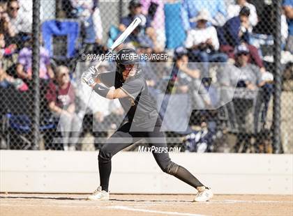 Thumbnail 2 in Arapahoe vs Columbine (CHSAA 5A Round of 16) photogallery.