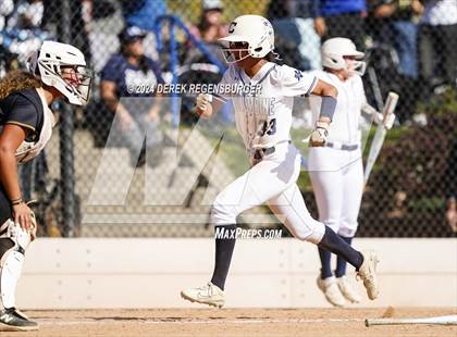 Thumbnail 3 in Arapahoe vs Columbine (CHSAA 5A Round of 16) photogallery.
