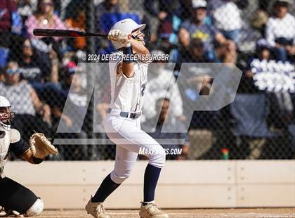 Thumbnail 3 in Arapahoe vs Columbine (CHSAA 5A Round of 16) photogallery.