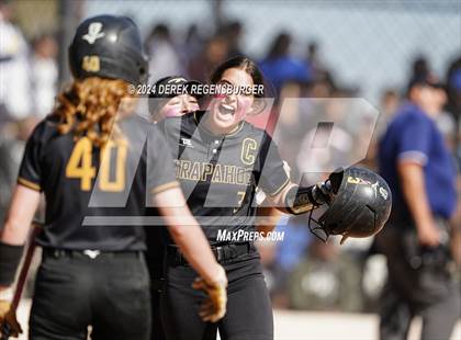 Thumbnail 1 in Arapahoe vs Columbine (CHSAA 5A Round of 16) photogallery.